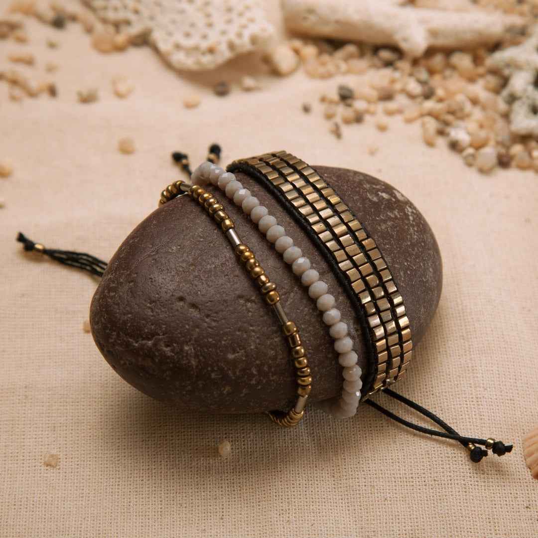 Gold Band Bracelet Set