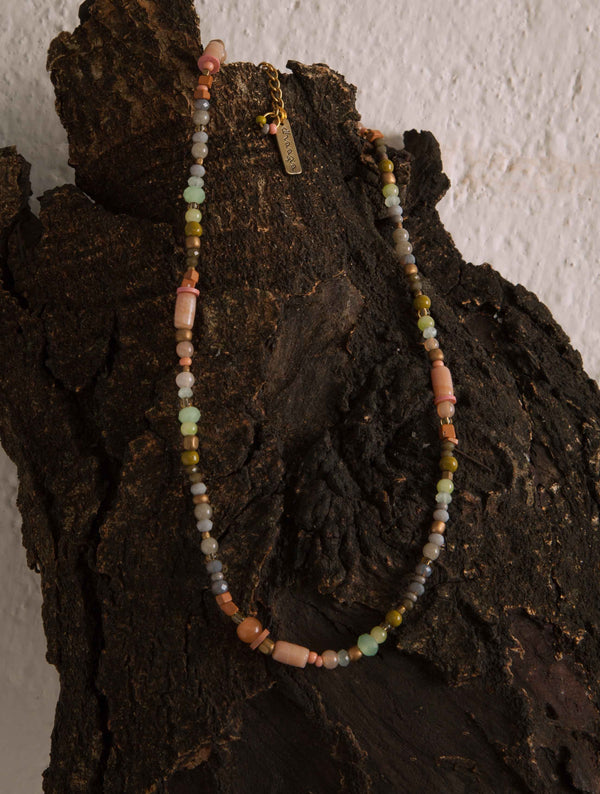Kai Peach Crystal Stone Beach Choker Necklace